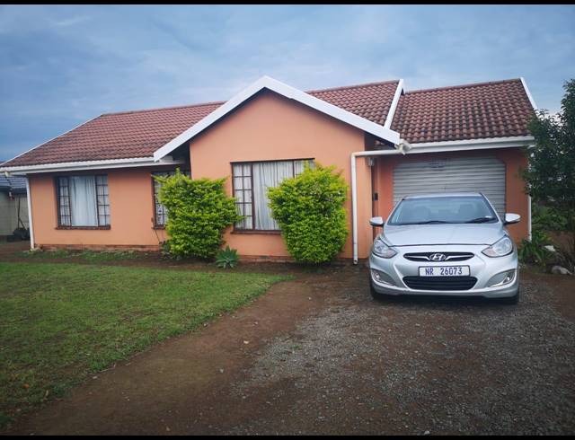 3 BEDROOM FREEHOLD SOLD IN MPOPHOMENI